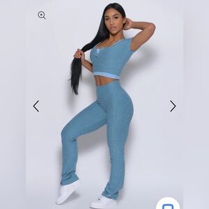 Bombshell Sports bra & leggings set